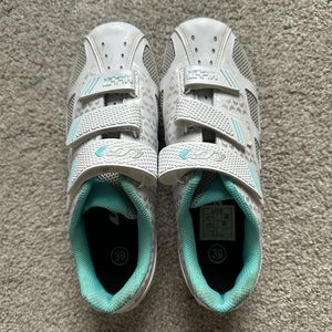 Womens garneau cycling shoe